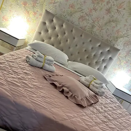 Апартаменты Aurora's *